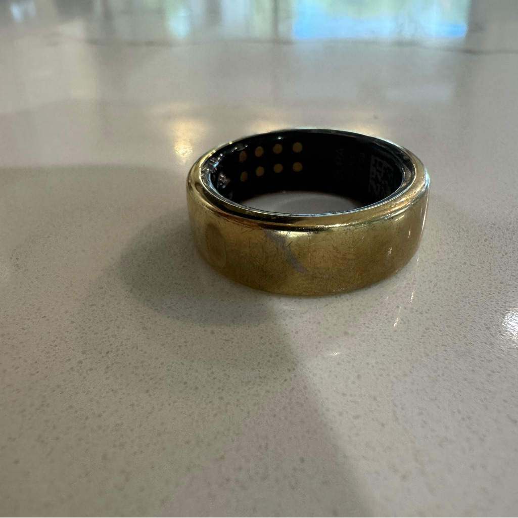 Gold Oura Ring Sz 9 Gold Oura Ring Sz 9